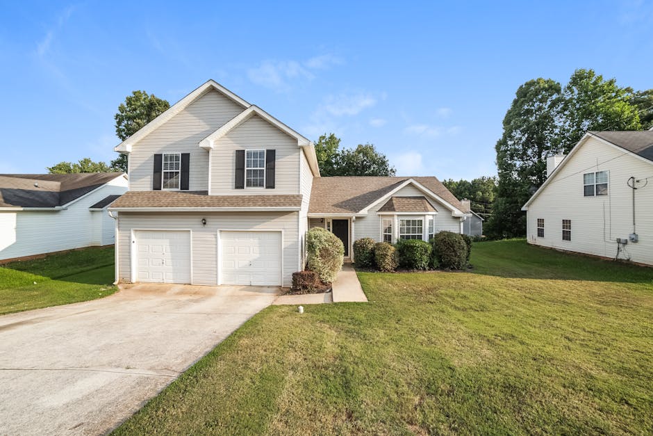220 Teak Ln, Fairburn, GA 30213 Home for Rent 3 Beds, 2.5 Baths